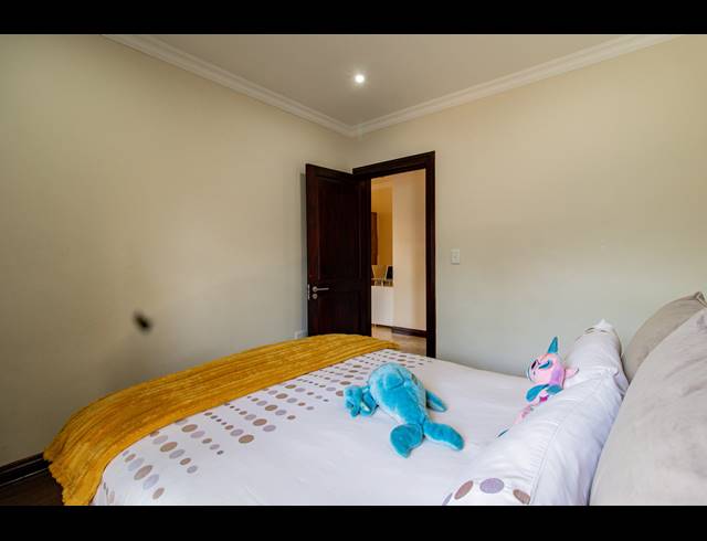 3 BEDROOM TOWNHOUSE FOR SALE IN BASSONIA